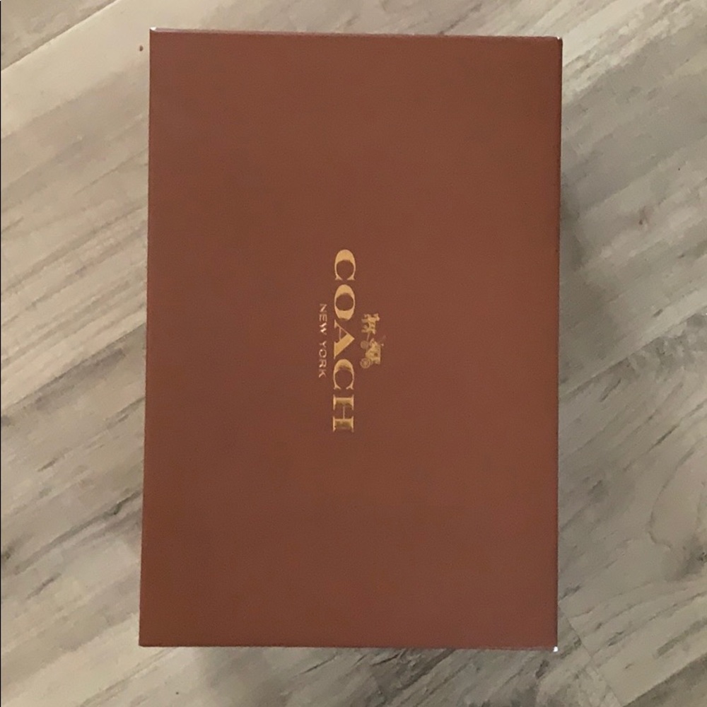 Coach men’s size 7 high top leather sneakers. - Picture 7 of 7